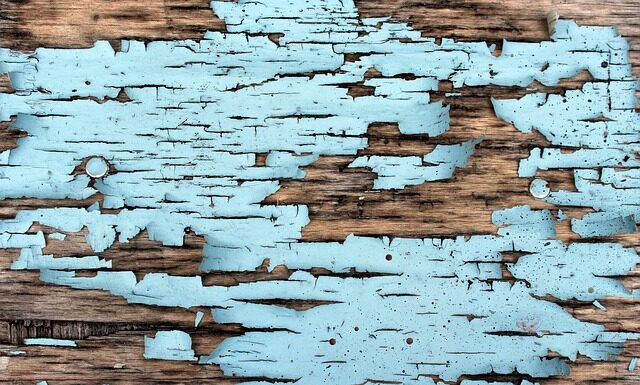 Od czego pęka głowica?