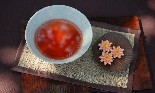 Czy omijanie korków motocyklem jest legalne?