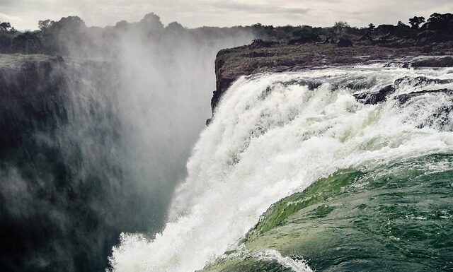 Jak sprawdzić na jakiej głębokości jest woda?