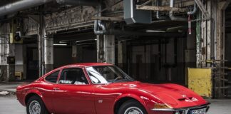 Czy Opel Agila ma ABS?