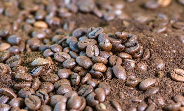 Czy fusy z kawy zatykają zlew?